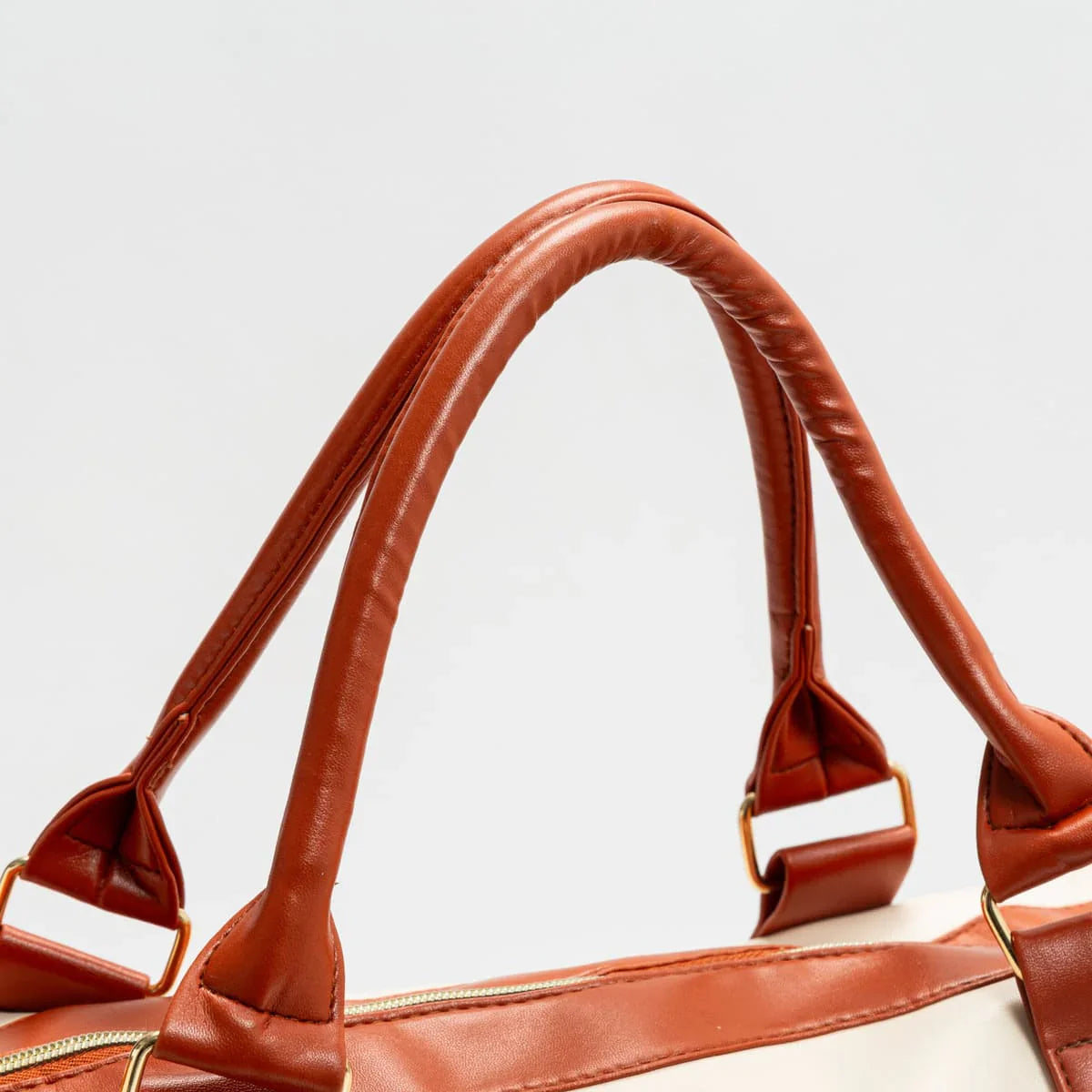 Velora Travel Bag™